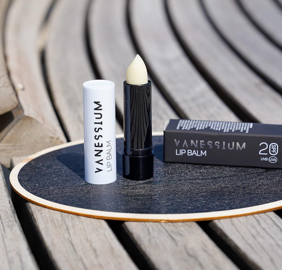 Vanessium - Lip Balm Spf20+ | Content: 4G
