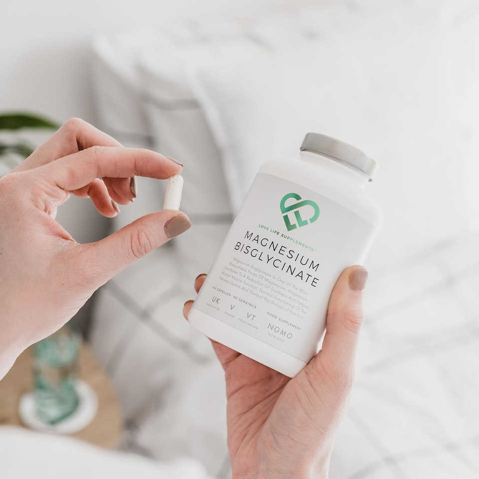 Magnesium Glycinate (Bisglycinate) | Chelated Magnesium Supplements | 2750Mg (303Mg Magnesium) | 240 Capsules / 60 Servings | Highly Bioavailable | Made In Uk - Gmp Certified | Love Life Supplements