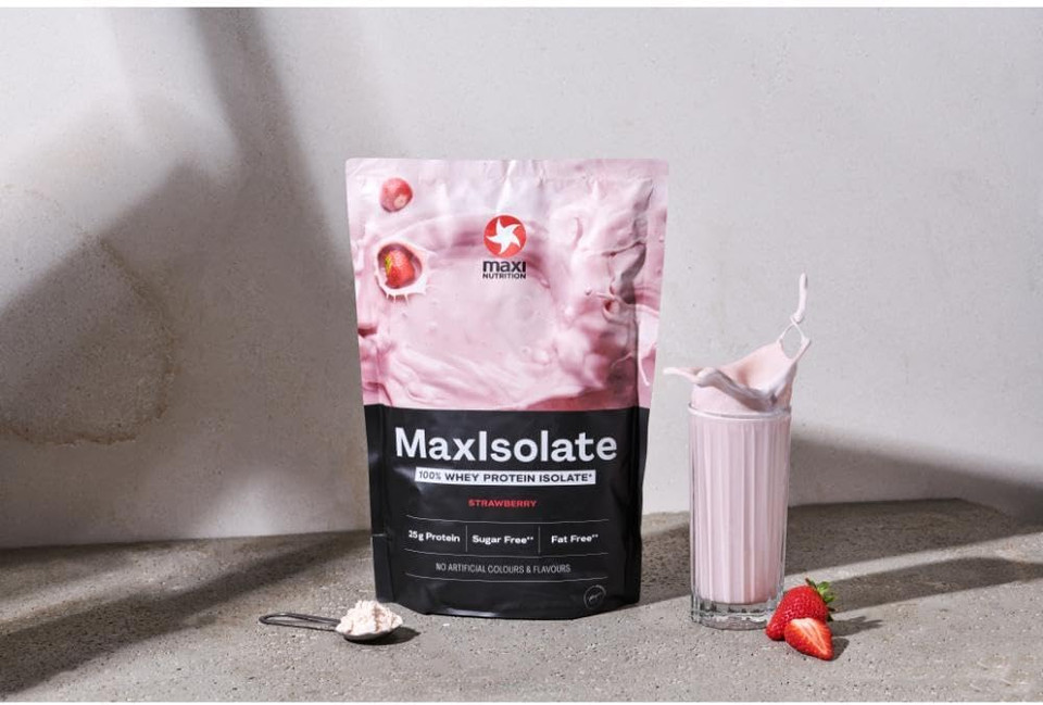 Maxinutrition - Maxisolate, Strawberry - Premium Whey Protein Isolate  Fat-Free, Sugar, Gluten & Soy-Free, Vegetarian - 25G Protein, 110 Kcal Per Serving, 1Kg
