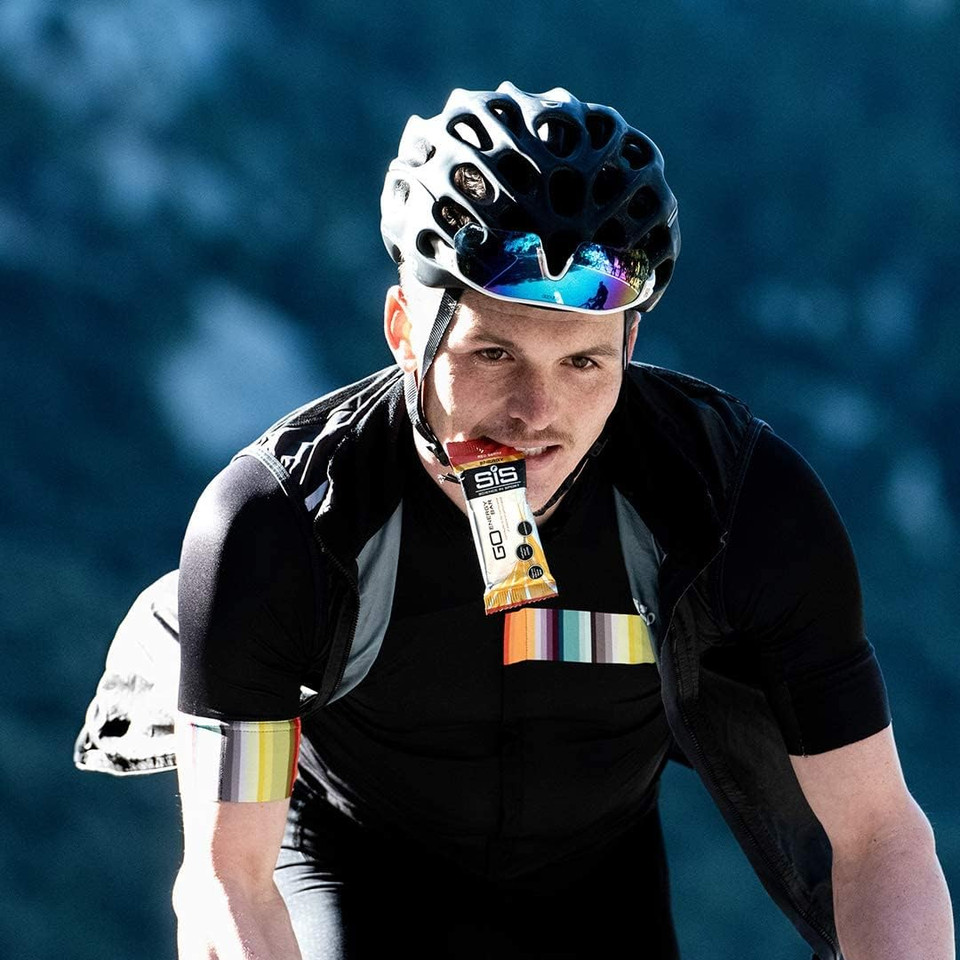 Sis Go Energy Bar, High Carb, Fruit Infused Energy Bar, Apple & Blackcurrant Flavour (30 Packs)