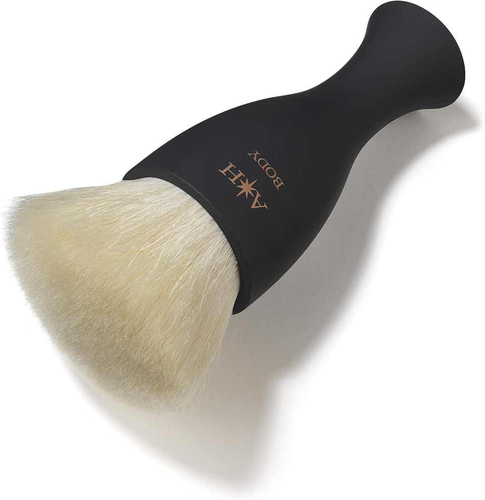 Amanda Harrington London The Big Body Brush