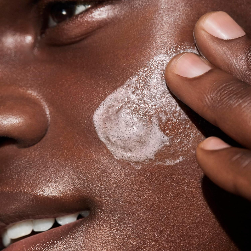 Well People Juice Cleanse Soothing Aloe Face Cleanser, Nourishing Gel-Based Cleanser For All Skin Types, Softens & Hydrates Skin, Vegan & Cruelty-Free Well People Juice Cleanse Soothing Aloe Face Cleanser, Nourishing Gel-Based Cleanser For All Skin Types, Softens & Hydrates Skin, Vegan & Cruelty-Free