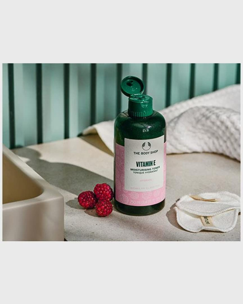 The Body Shop Vitamin E Hydrating Toner  Hydrates, Refreshes & Cleans  For All Skin Types  8.4 Oz