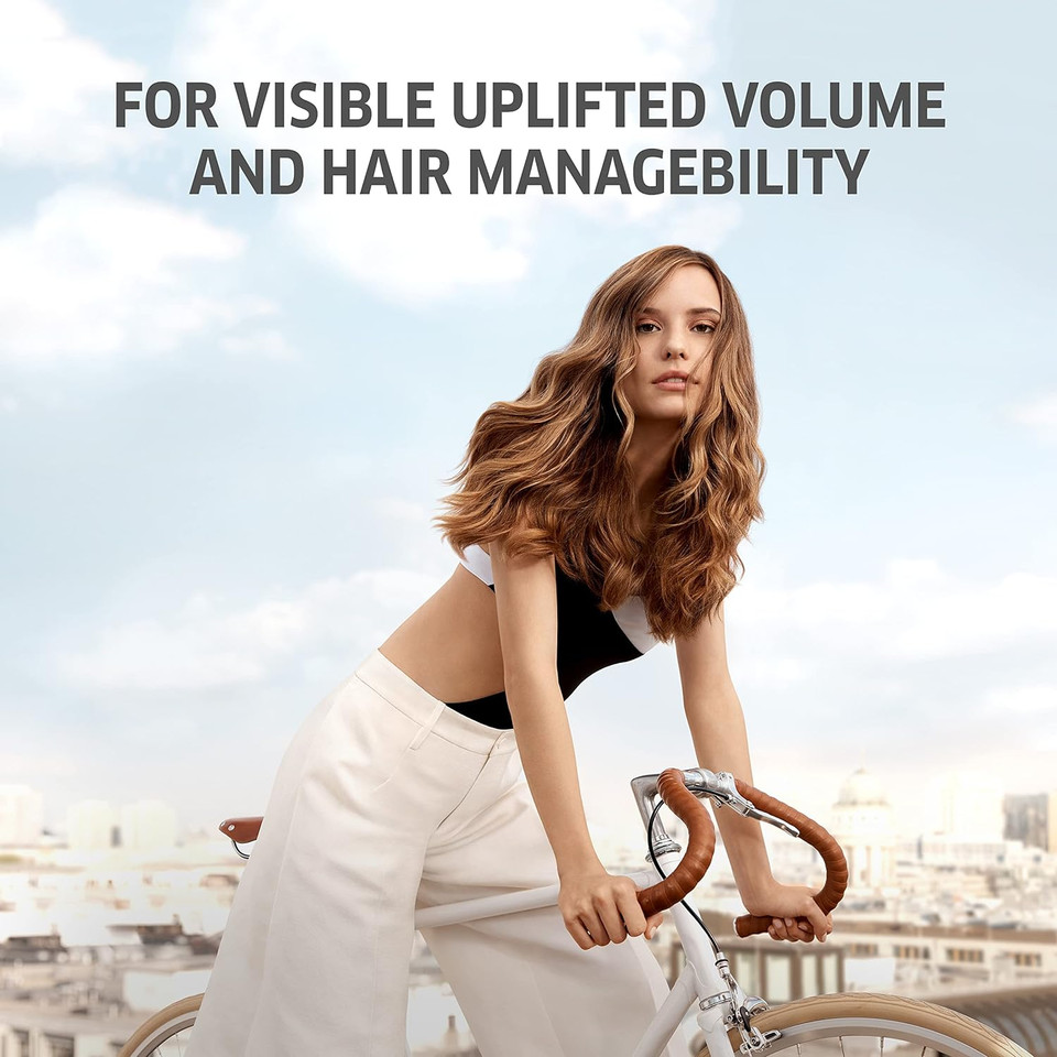 Wella Professionals Invigo Volume Boost Clear Treatment, For A Lightweight Volumous Look, With Bodifying Spring Blend, 4.9 Oz