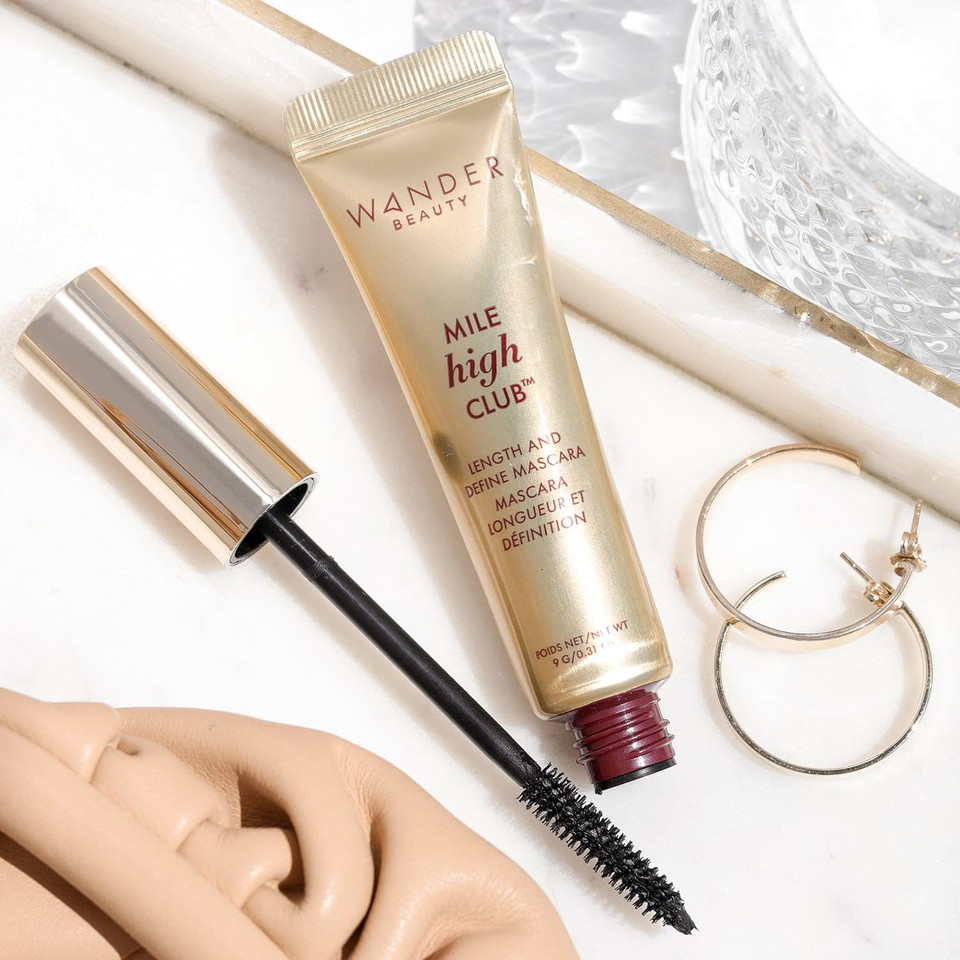 Wander Beauty Mile High Club Length + Define Black Mascara - Lash Lengthening Mascara For Full, Fanned Out Effect - Smudge-Proof Mascara - Trehalose, Castor Oil + Peach Leaf Conditions & Strengthens
