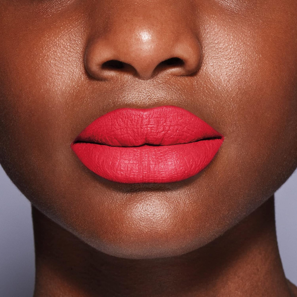 Shiseido Modernmatte Powder Lipstick - Full-Coverage, Non-Drying Matte Lipstick - Weightless, Long-Lasting Color - 8-Hour Coverageshock Wave - 513