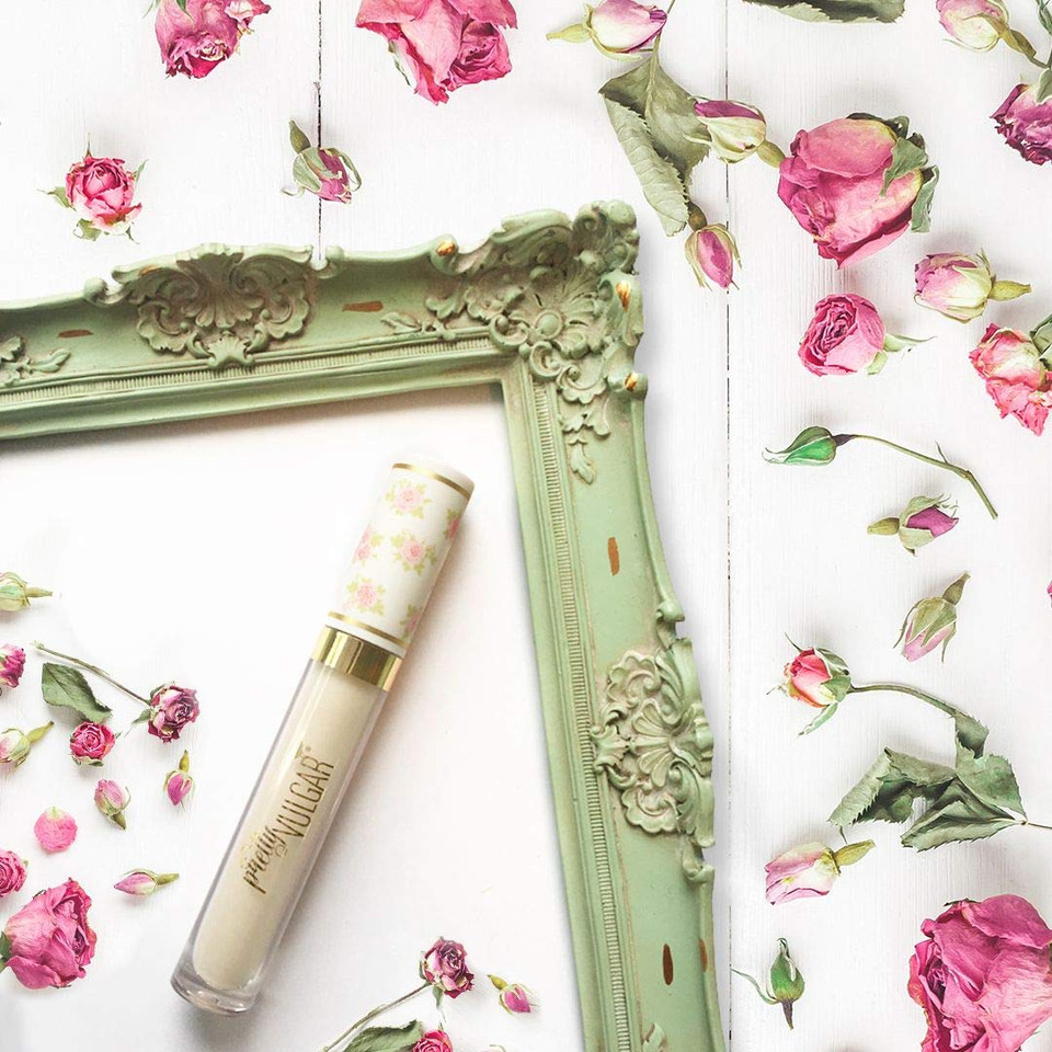 Pretty Vulgar Silent Treatment Matte Lip Moisturizer, Matte Lip Balm With A Naturally Blended Plant Oil Complex, Lightweight, Moisturizing Lip Oil, 5.35 Ml / 0.18 Fl. Oz