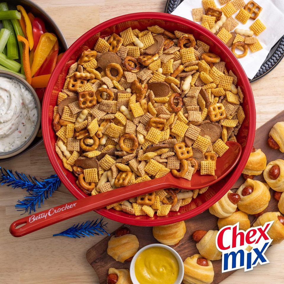 Chex Mix Snack Mix, Bold Party Blend, Savory Snack Bag, 8.75 oz (Pack of 12)