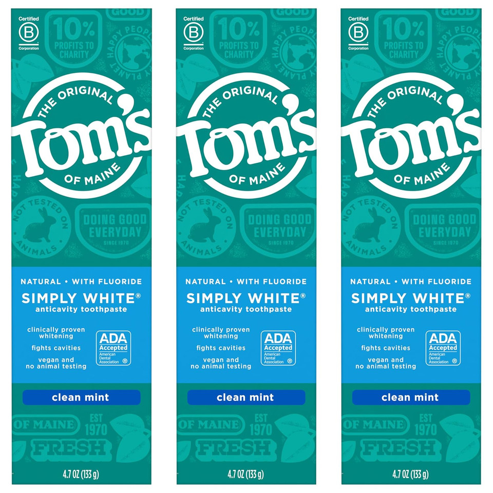 Tom'S Of Maine Simply White Toothpaste, Clean Mint, 4.7 Oz. 3-Pack (Packaging May Vary)