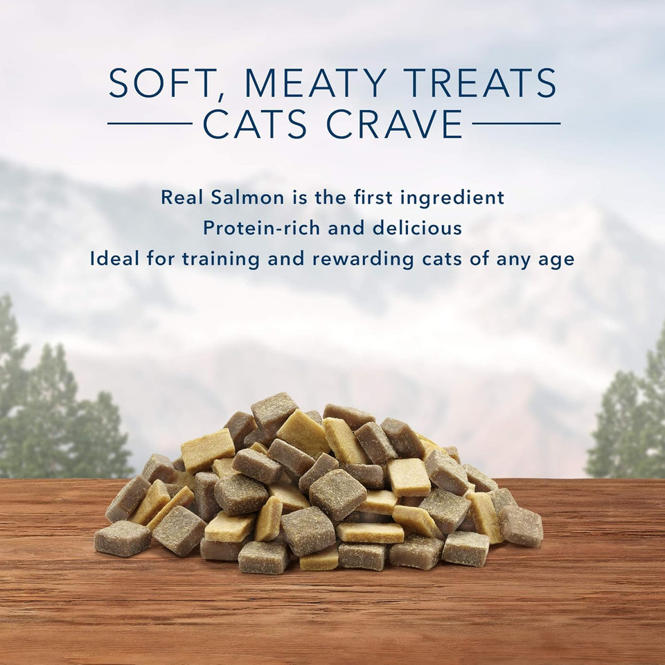 Blue Buffalo Wilderness Grain Free Soft-Moist Cat Treats, Chicken & Salmon 8-Oz Bag
