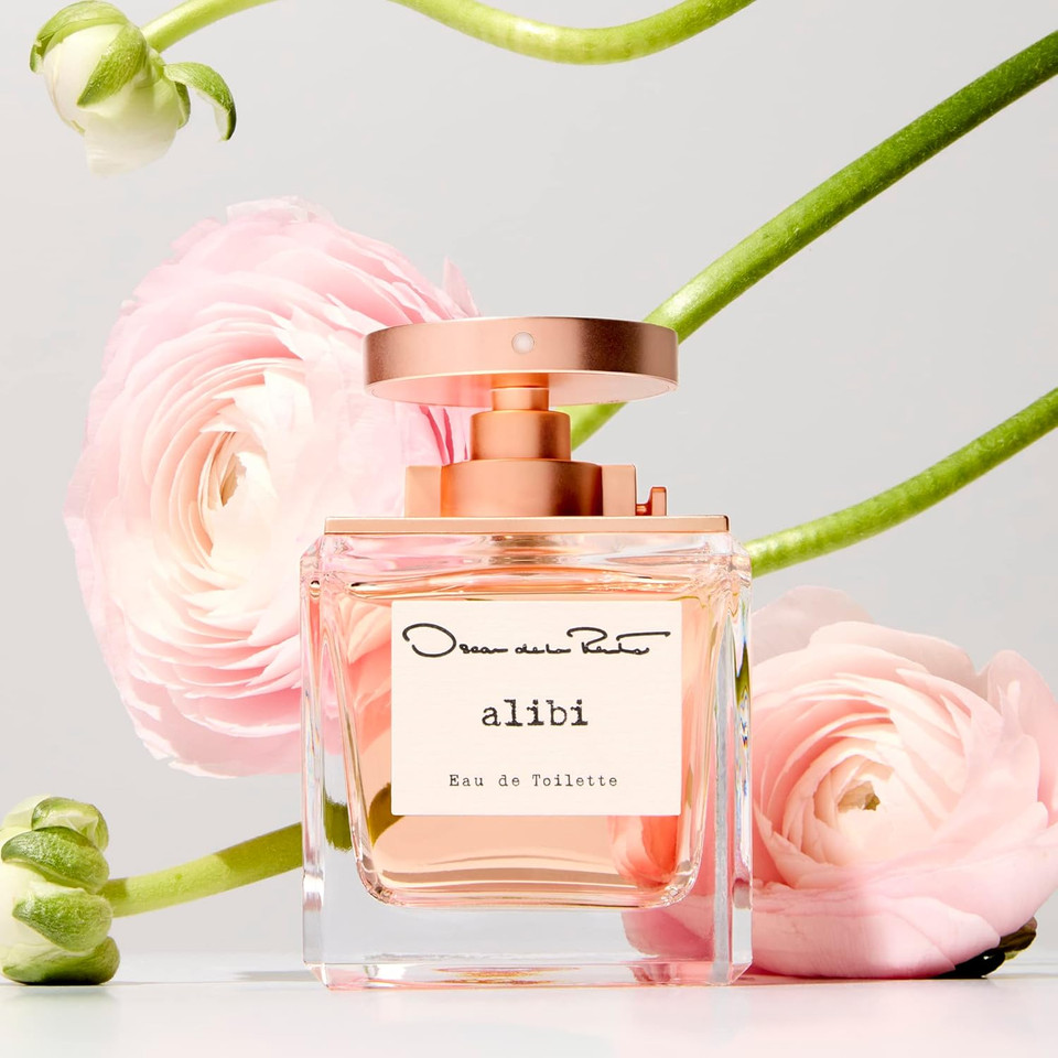 Oscar De La Renta Alibi Eau De Toilette