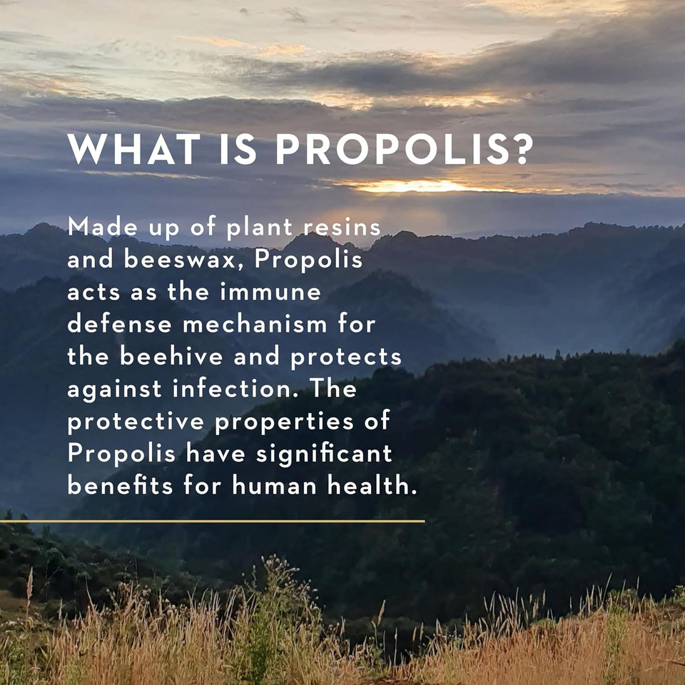 Manuka Health, Manuka Honey Throat Spray With Propolis .67 Fl Oz, Protects & Freshens, Mgo 400+, Bio30 New Zealand Propolis