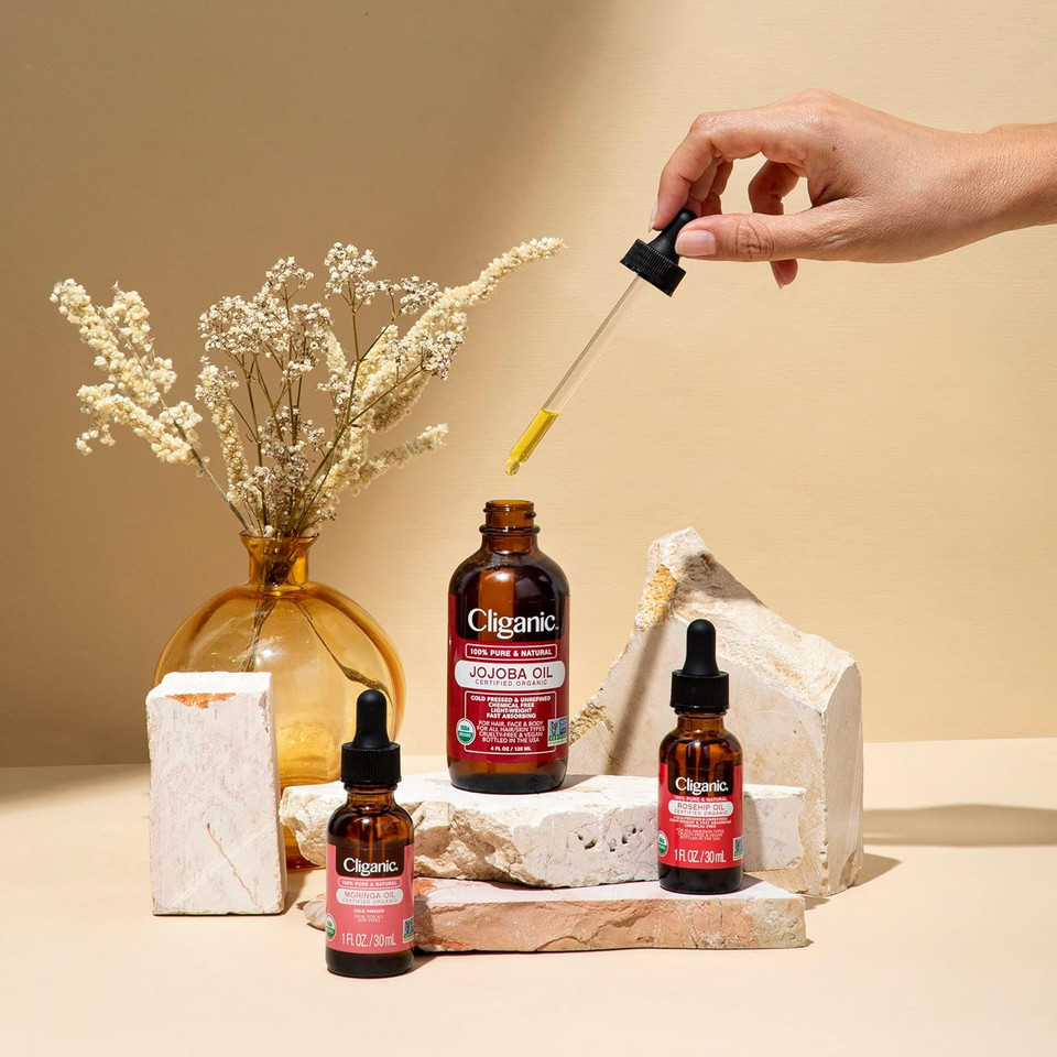 Cliganic Organic Moringa Oil, 100% Pure - For Face & Hair | Natural Cold Pressed