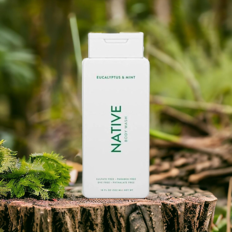 Native Body Wash Contains Naturally Derived Ingredients | For Women & Men, Sulfate, Paraben, & Dye Free Leaving Skin Soft And Hydrated | Eucalyptus & Mint 18 Oz - 2 Pk