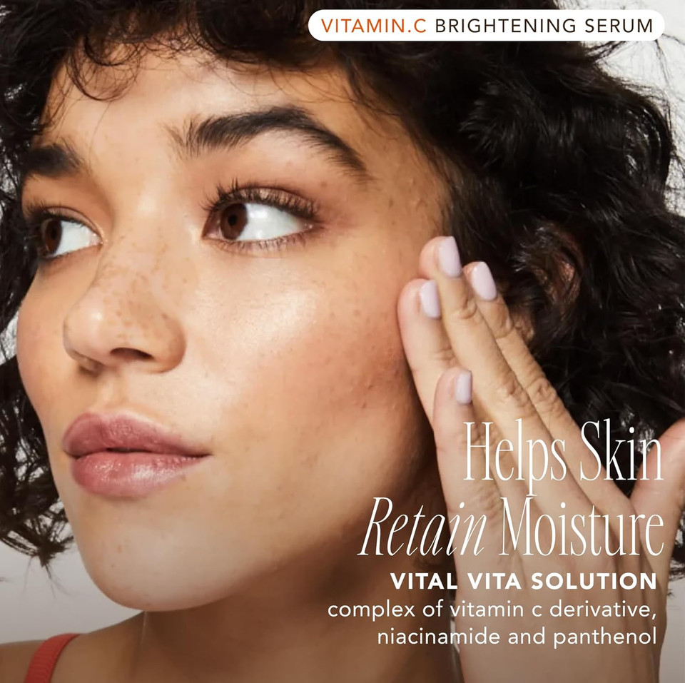 The Face Shop Vitamin C Skin Brightening Serum - Brighten Complexion, Fade Dark Spots, Improve Dull & Uneven Skin Tone - Vitamin C Face Serum, Hyaluronic Acid, Niacinamide Serum - Korean Skin Care