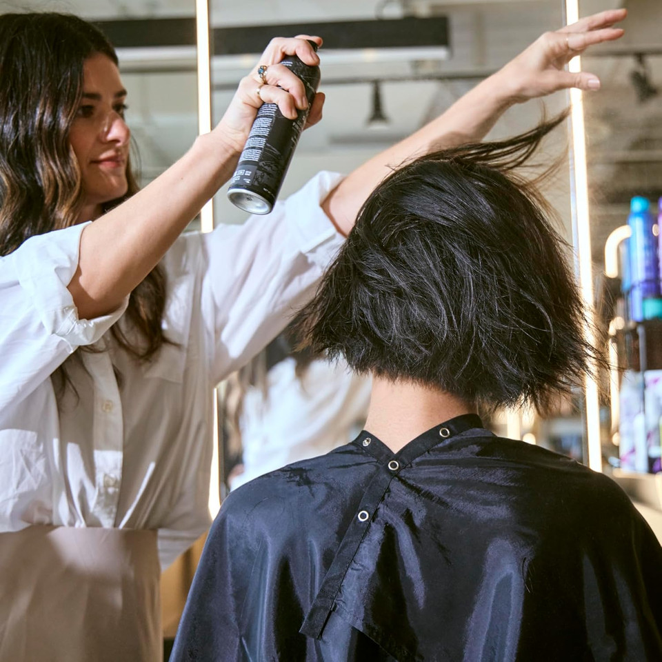 Bumble And Bumble. Sumo Liquid Wax + Finishing Spray, 4 Oz