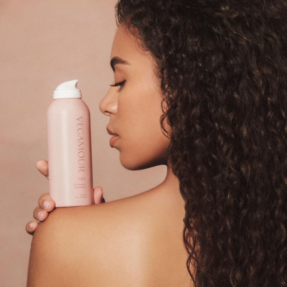 Vegamour Gro Dry Shampoo, Volumizing Dry Shampoo Spray Formulated Without Benzene, Supports Thicker Fuller Looking Hair, Natural Citrus Scent