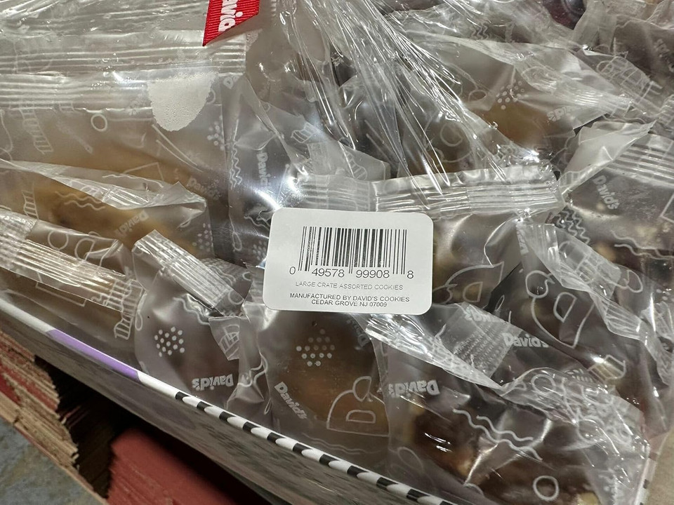 David Cookies Gift Basket For Families Food Christmas Gift - Large Crate Assorted Cookies For Sharing - Fresh Gourmet Cookies For Holidays