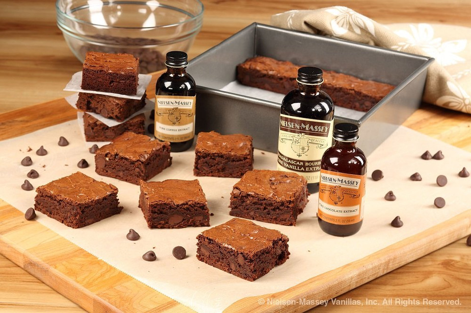Nielsen-Massey Pure Chocolate Extract For Baking And Cooking, 2 Ounce Bottle