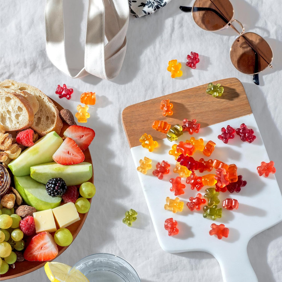 Black Forest Gummy, Bears, Fruit Flavor, Deliciously Juicy, Made With Real Fruit Juice, School Snacks, 10 Oz Black Forest Gummy, Bears, Fruit Flavor, Deliciously Juicy, Made With Real Fruit Juice, School Snacks, 10 Oz