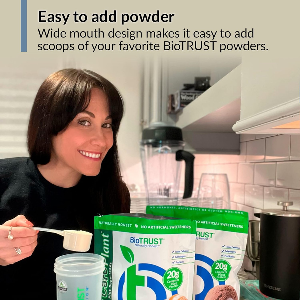 Biotrust Blenderbottle Classic Shaker Bottle, 28-Ounce With Loop, Clear/Green