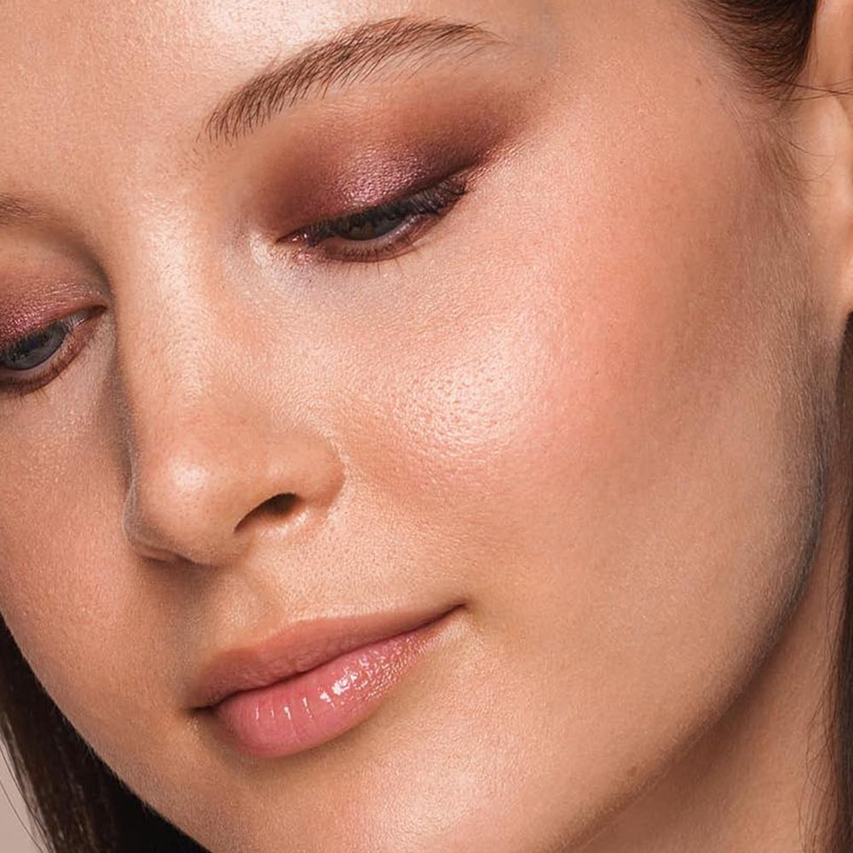 Jouer Paris Lights Eye Paints - Metallic Liquid Eyeshadow - Long Lasting & Crease-Proof Shimmer Cream Eyeshadow - Smooth Chrome Finish, Desirdesir0.15 Fl Oz (Pack Of 1)