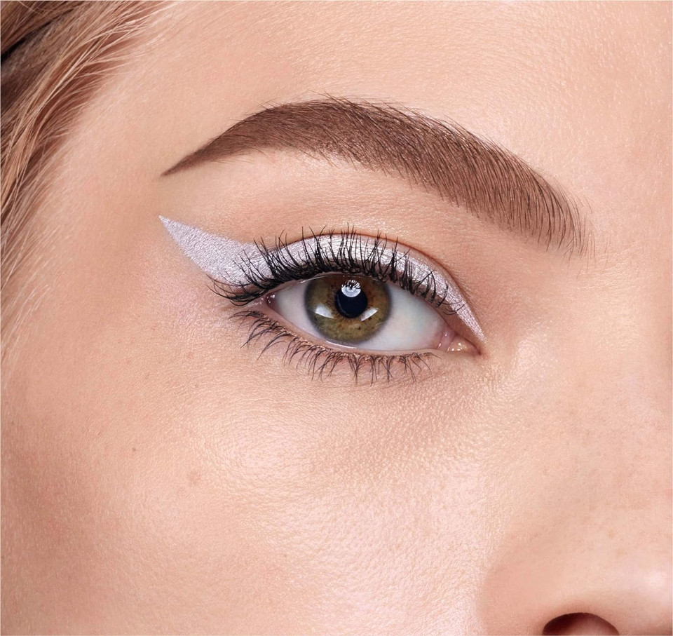 Covergirl - Exhibitionist Mascara, Volumizing, Easy Glide, No Smudge, 100% Cruelty-Free800 - Very Black