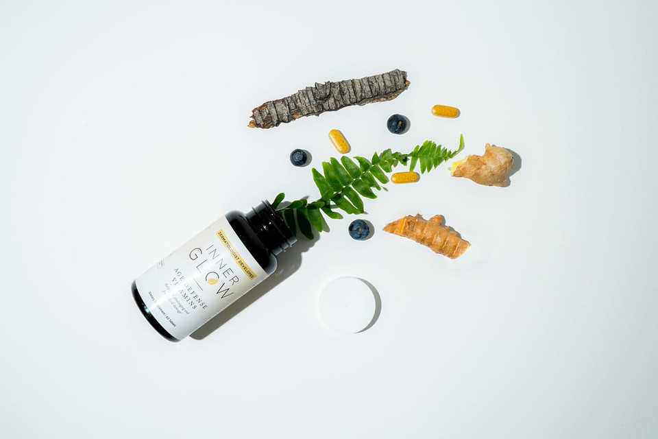 Inner Glow Age Defense Vitamins - Dermatologist And Plastic Surgeon Developed To Fight Photoaging And Melasma, Polypodium Leucotomos And Pycnogenol