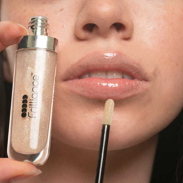 Frilliance Moisturizing Lip Gloss In Pearly Y2K 8Ml