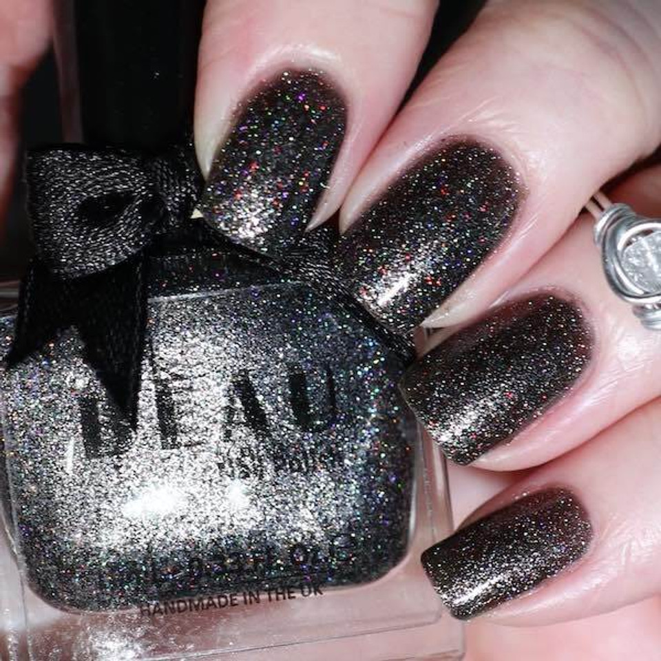 Beau Polish Zero Gravi-Spill The Tea Holo Nail Polish 10Ml