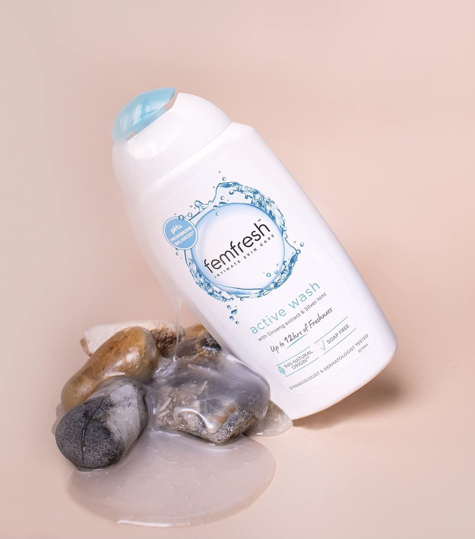 Femfresh Ultimate Care Active Vaginal Wash - Intimate Feminine Hygiene Shower Gel Cleanser - pH Balanced, Soap Free, Fragrance Free Gel Formula with 12-hour Sweat Protection - 6 x 250ml Multi Pack