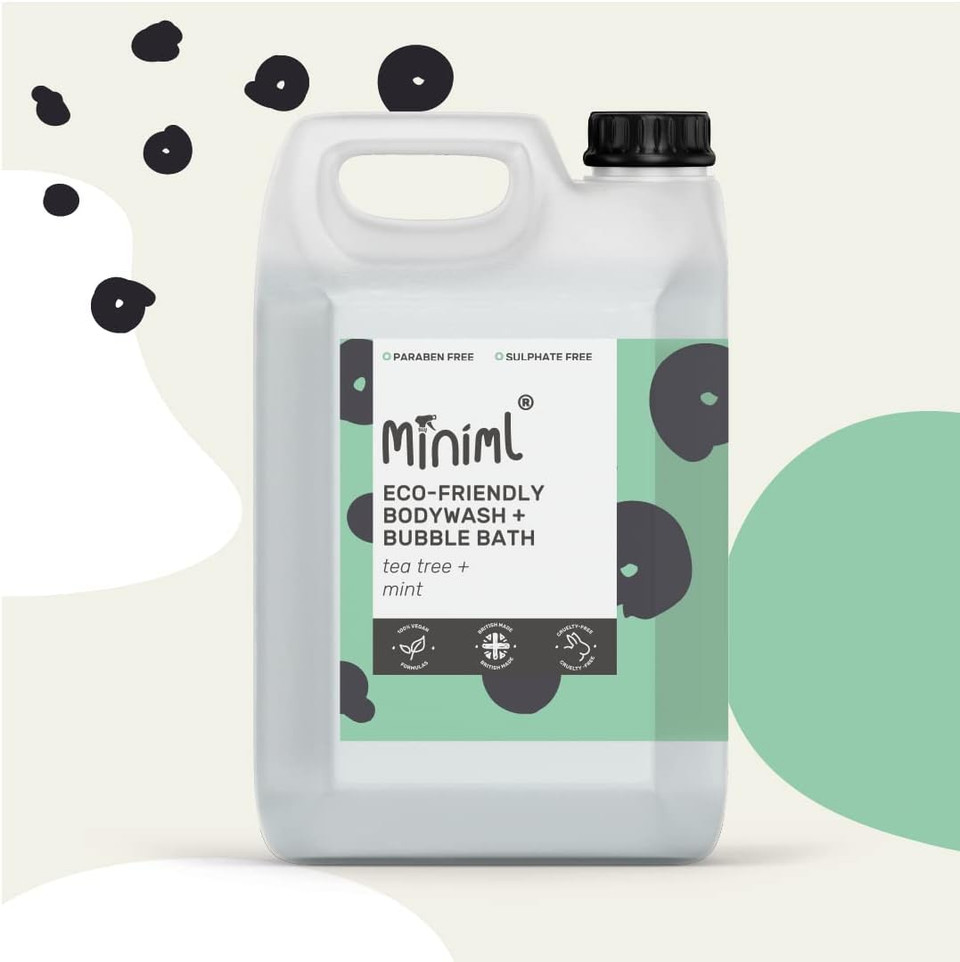 Miniml All Natural Body Wash and Bubble Bath - 500ml Moisturising Coconut Skin Eco Shower Gel Bath Soak - Vegan Friendly High Foam