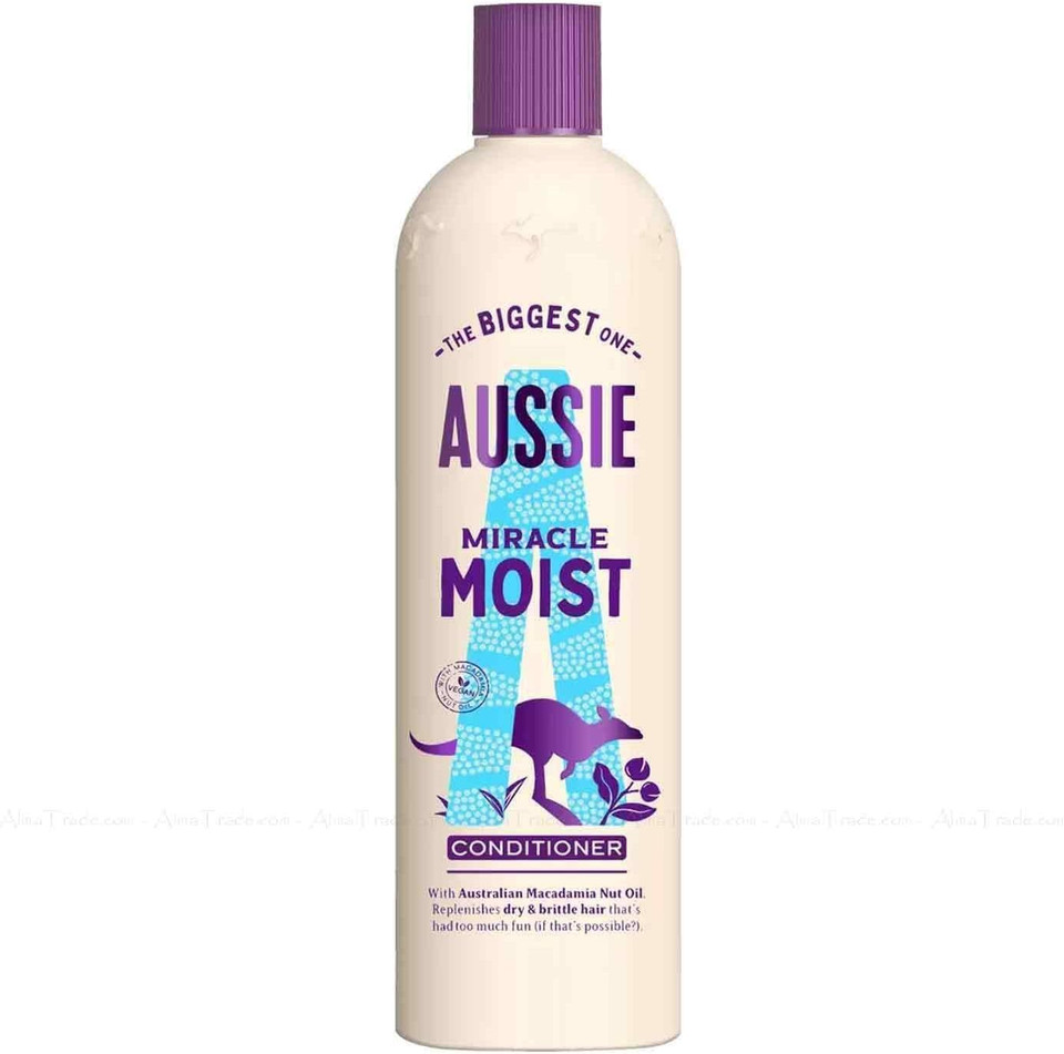 Aussie Miracle Moist XL Shampoo and Hair Conditioner Set for dry, really thirsty hair with Macadamia nut oil, a 750 ml Aussie Moist Shampoo and a 500 ml Moist Hair Conditioner