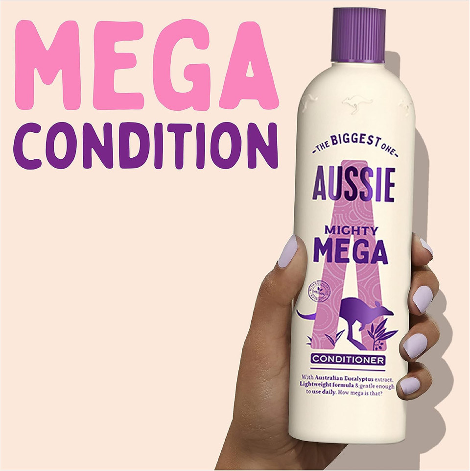Aussie Mega Shampoo and Conditioner Set, Hair Care for Dry Damaged Hair, Vegan Shampoo and Conditioner, Silicone Free, XL Value Pack, 675ml shampoo and 470 conditioner, Pack of 2
