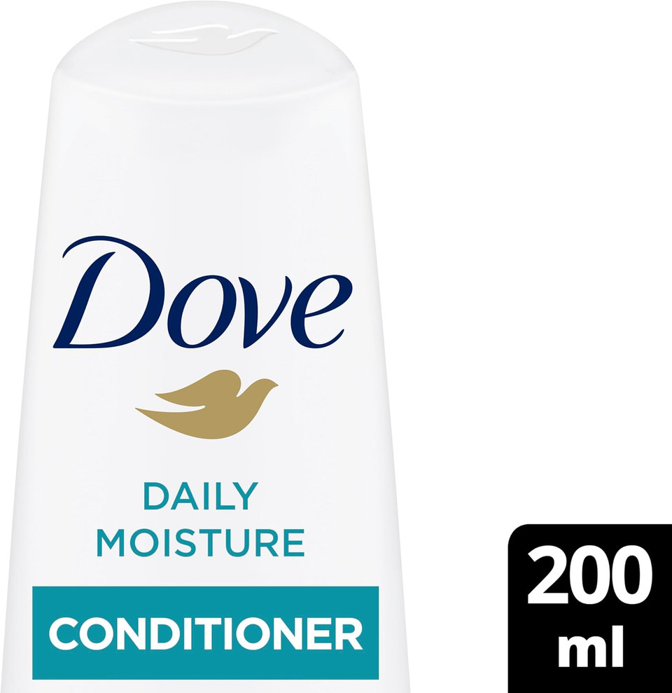 Dove Ultra Care Daily Moisture Conditioner strengthens and moisturises for up to 10x more resilient hair* for everyday hair care 200 ml