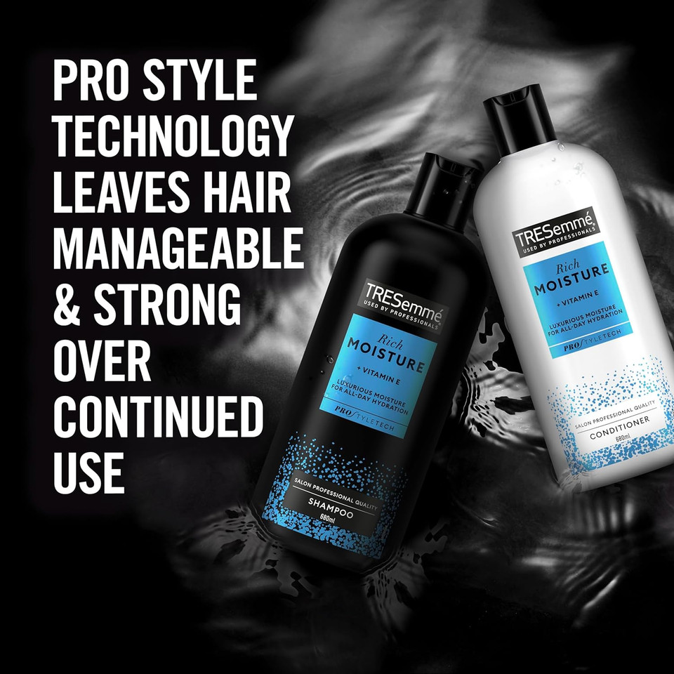 TRESemmé Rich Moisture luxurious moisture for all-day hydration Conditioner for dry, damaged hair 680 ml 3 piece