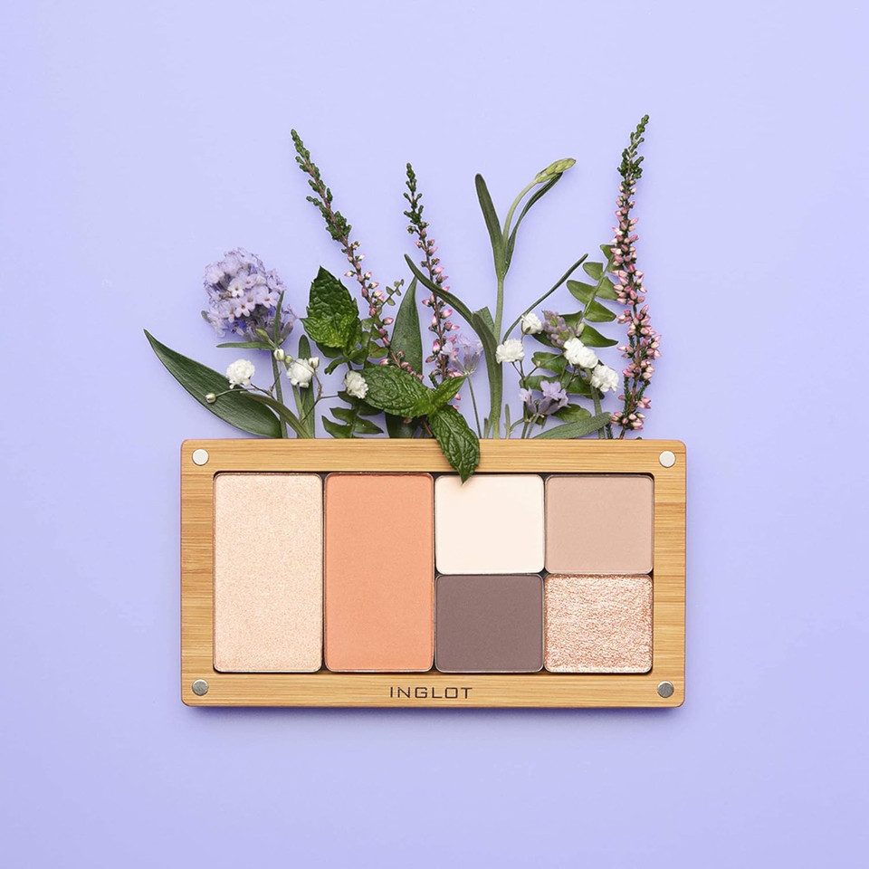 Inglot dom System Flexi Eco Palette made from natural bamboo