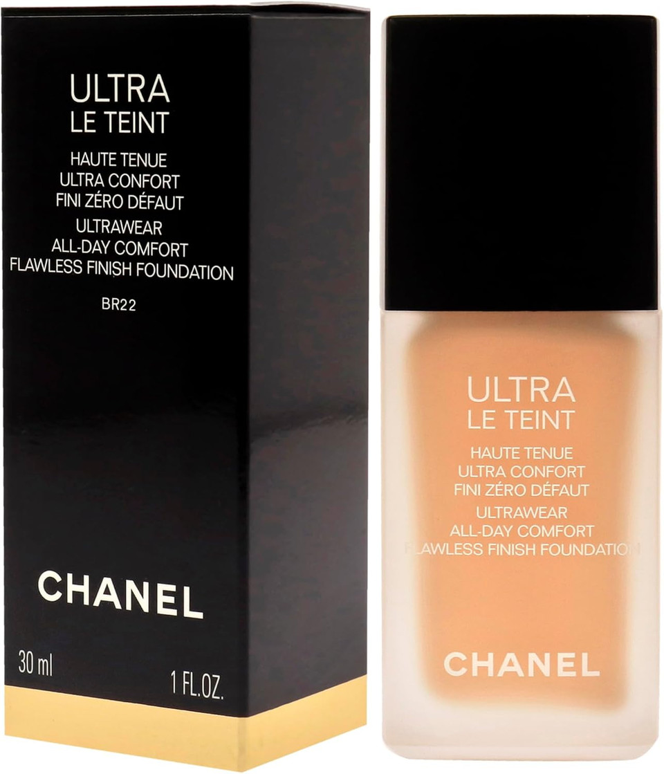 Chanel Ultra Le Teint Ultrawear Flawless Foundation - BR22 Light Medium Rosy For Women 1 oz Foundation