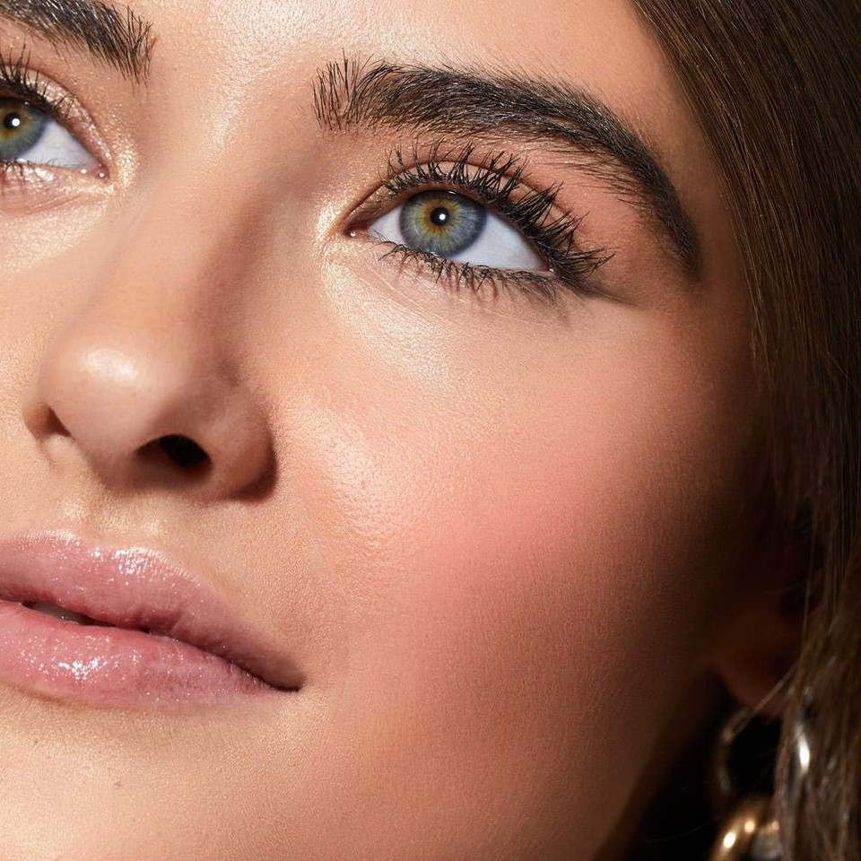 e.l.f. Primer-Infused Bronzer, Long-Lasting & Budge-Free Makeup, Lightweight & Buildable, Smooth & Easy Application, Vegan & Cruelty-Free, Fresh Tan