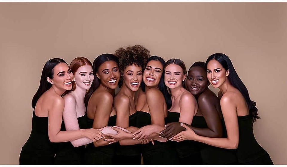 HUDABEAUTY #FauxFilter Foundation - Macaroon 230N Rose