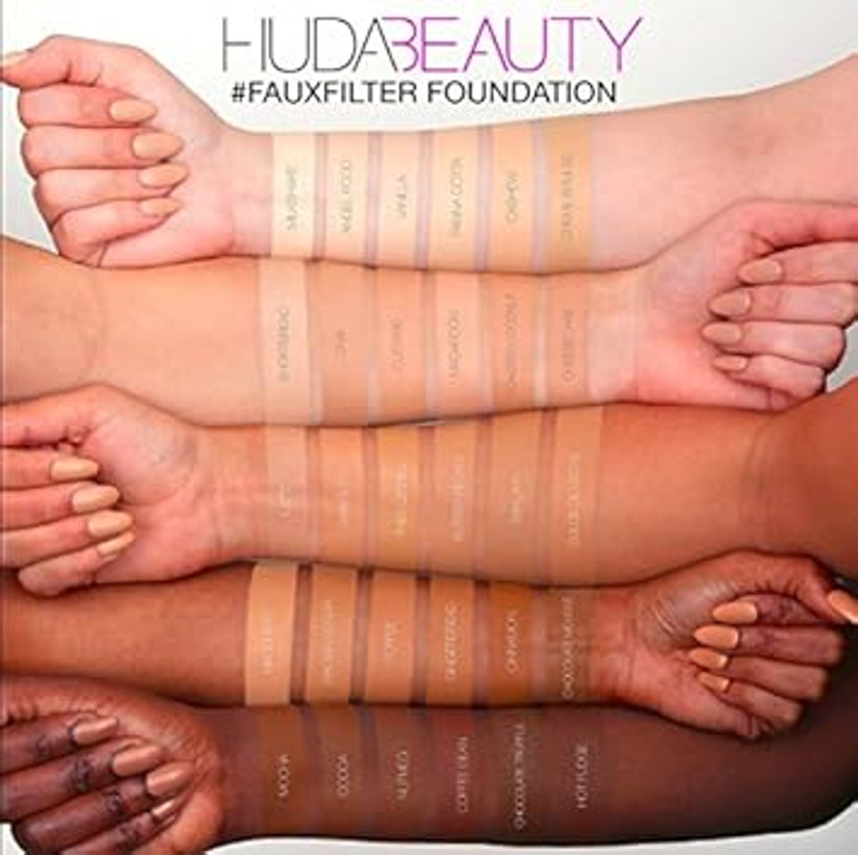 Huda Beauty Faux Filter Foundation in Hot Fudge 550R #FauxFilter