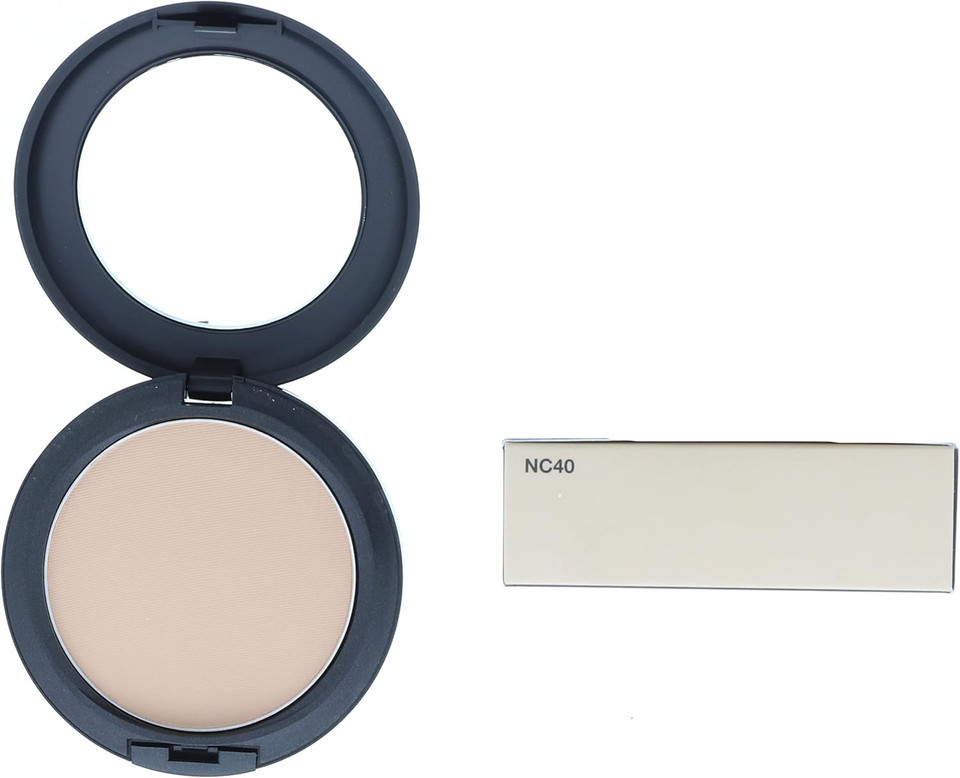 MAC Studio Fix Powder Plus Foundation NC40