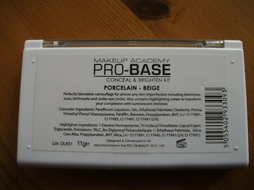 Makeup Pro-Base Conceal & Brighten Kit