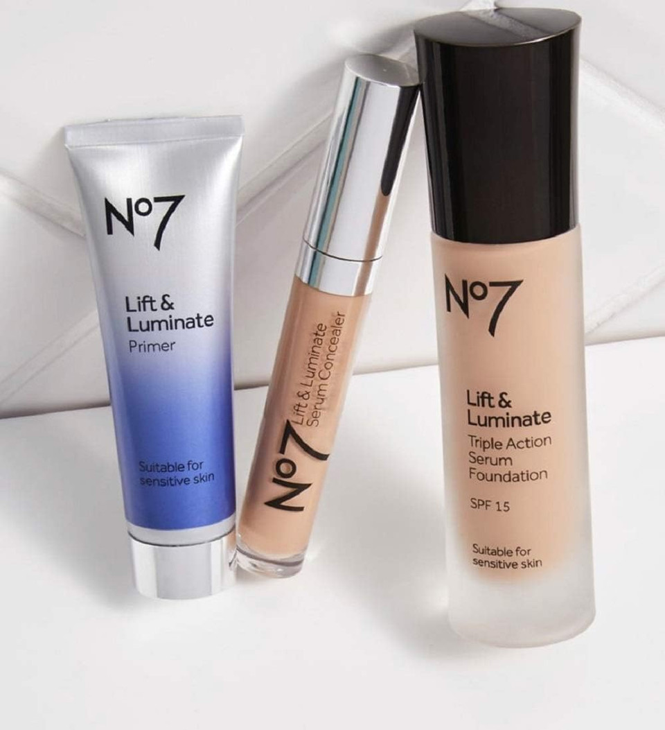 Boots No7 Lift & Luminate Primer