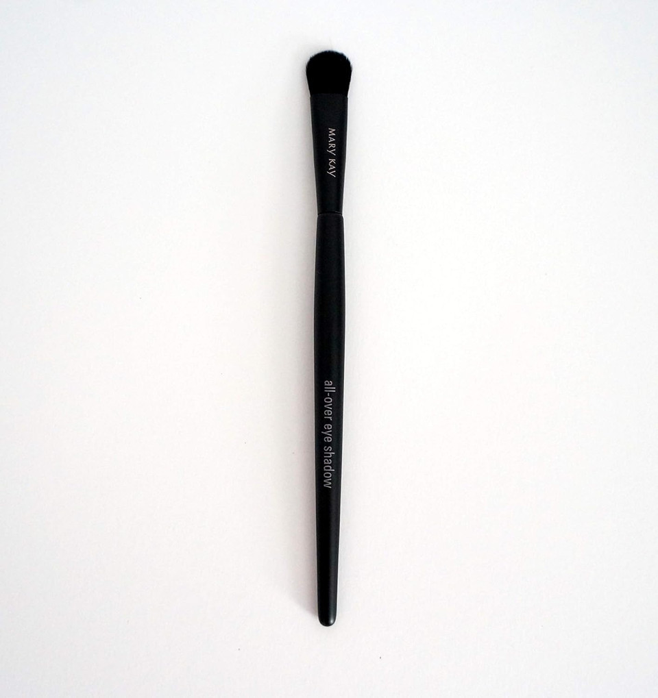 Mary Kay All-Over Eye Shadow Brush