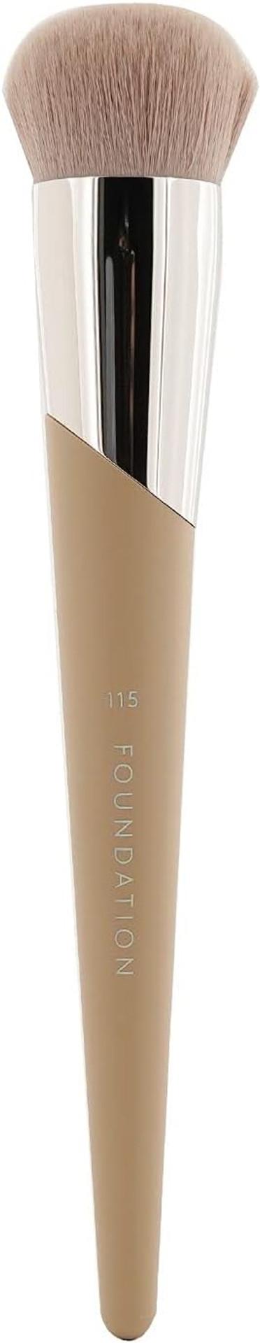 Fenty Beauty by Rihanna Kabuki-Buff Foundation Brush 115