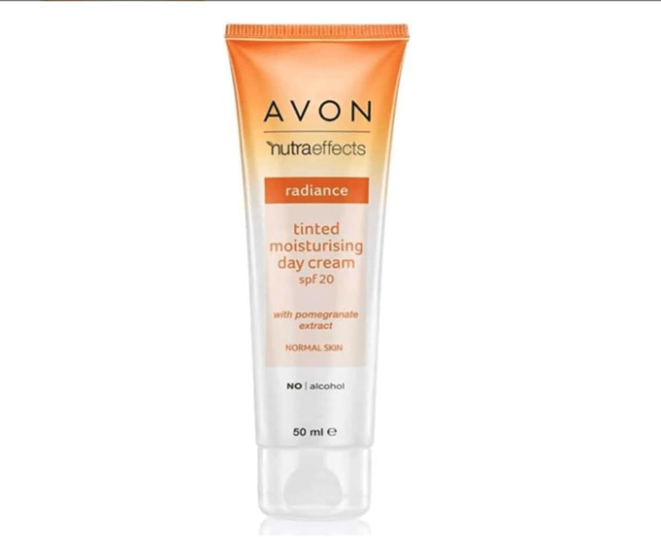 Avon Nutra Effects Radiance Tinted Moisturising Day Cream Duo SPF20, 50ml, Infused with Pomegranate Extract for Radiant Skin, Healthy-Looking Glow, Cruelty Free, Period after opening 12 Months