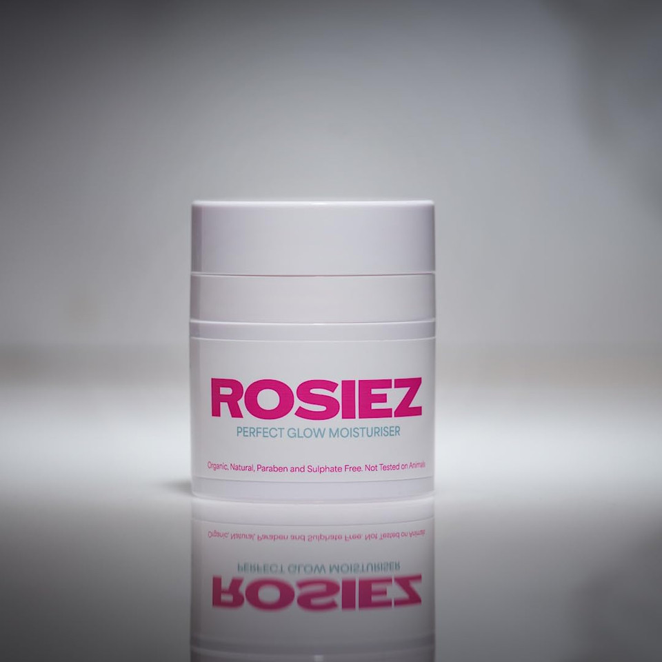 Rosiez Perfect Glow Pump Moisturiser - Gentle Formula for Teens and Tweens - Made in the UK Vegan - Suitable for Sensitive Skin 50ml