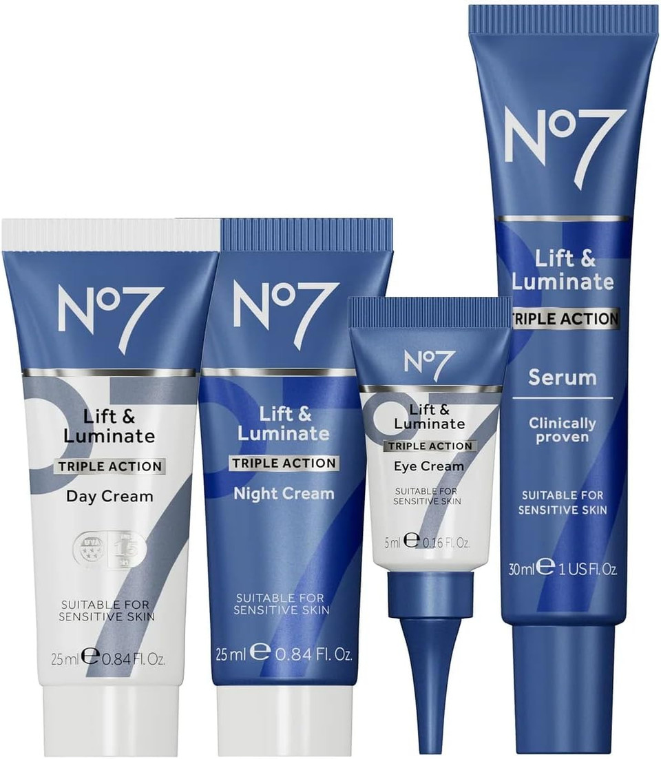 No7 Lift and Luminate Gift Set