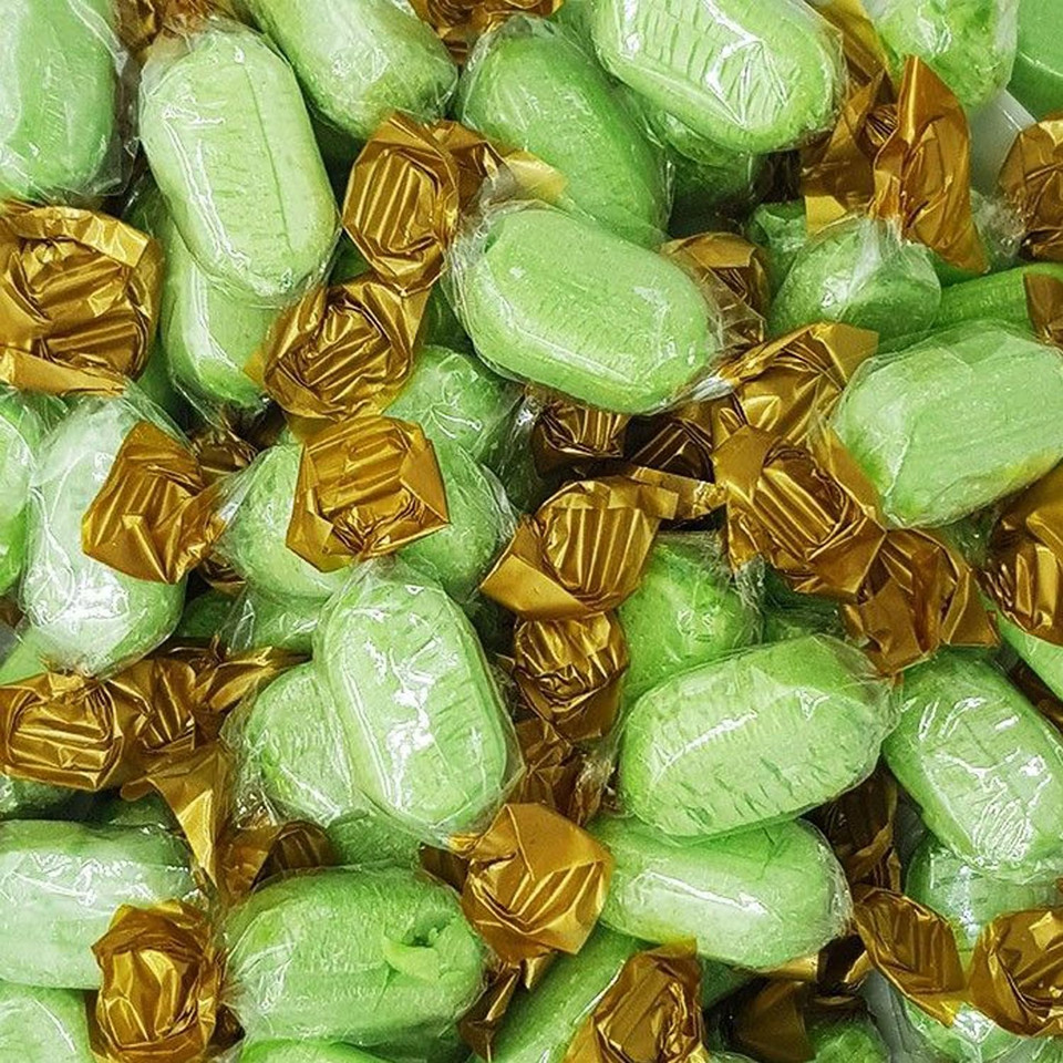 Clove Satins Sweets - 1 Kilo Bulk Bag - 1KG - Assorted Sweet Pick and Mix for Parties, Gifts, and Sharing